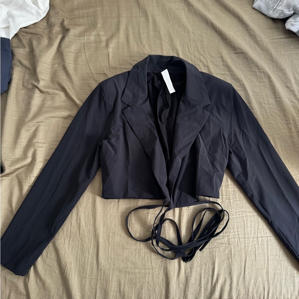 ALO Yoga Black Cropped Blazer